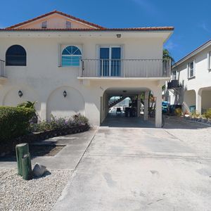 391 5th St, Key Colony Beach, FL, 33051