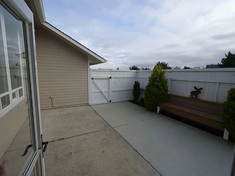 151 Quail Meadows Dr — Photo 12