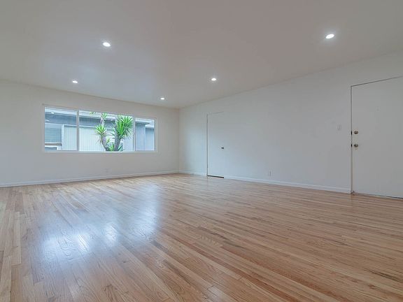 4th image of 1526-1530 S Sherbourne Dr #1526-02