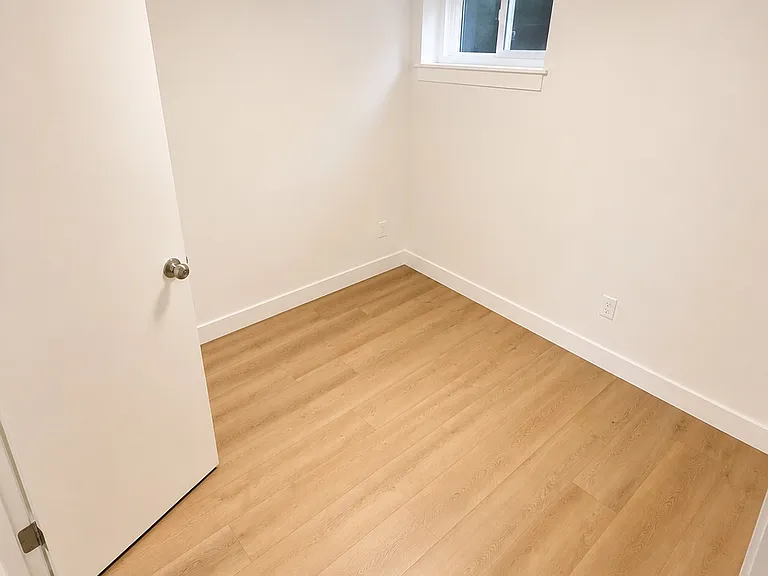 8711 S 114th St #6A — Photo 7