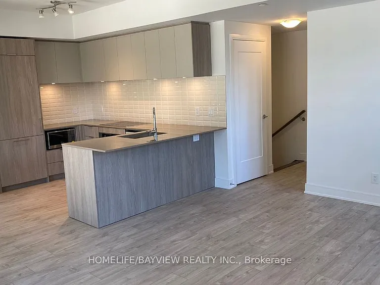 70 Annie Craig Dr #Townhouse 101 — Photo 5
