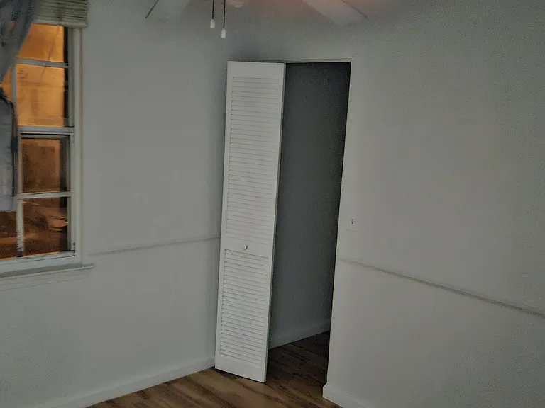 9934 NW 56th Pl — Photo 12