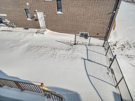 4th image of 262 Newman Dr