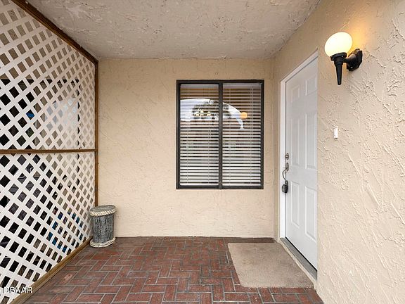 2nd image of 3559 Forest Branch Dr APT B