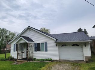 230 Bender St, Jackson, MI 49202