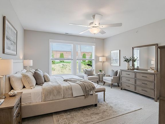 4th image of 870 Walton Terrace Dr #11-204