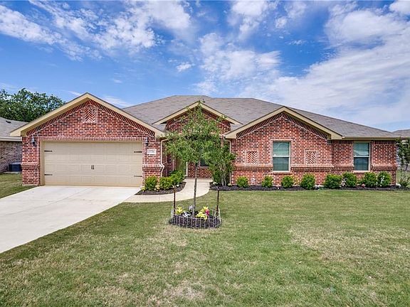 2nd image of 3716 Cecelia Ln
