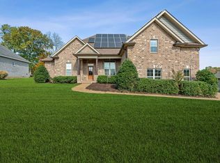 1020 Robert Lee Dr, Gallatin, TN 37066