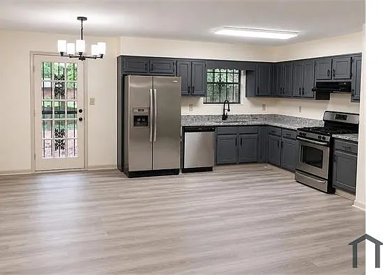 6454 W Fayetteville Rd — Photo 3