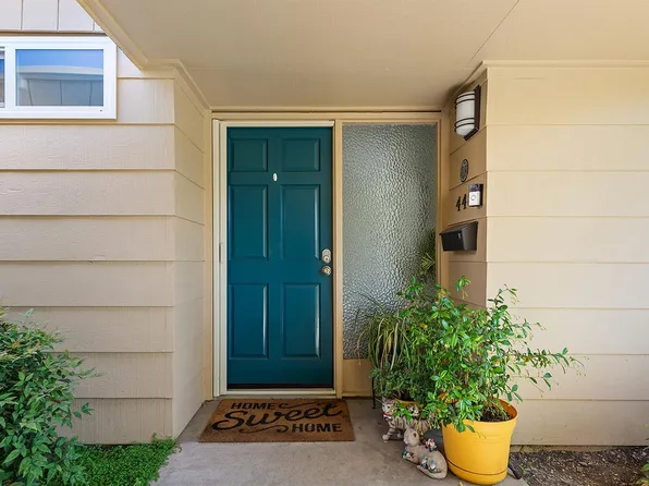 448 Meadowgreen Drive, Santa Rosa, CA 95409