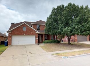 5364 Ridge View Dr, Watauga, TX 76137