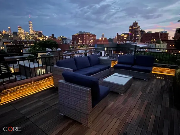 96 Perry Street image 12 of 14