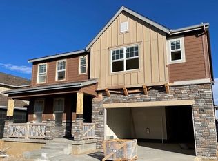 970 S De Gaulle Ct, Aurora, CO 80018