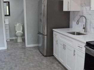5368 N Sydenham St, Philadelphia, PA 19141