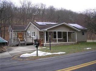 5785 Haasadahl Rd, Orefield, PA 18069