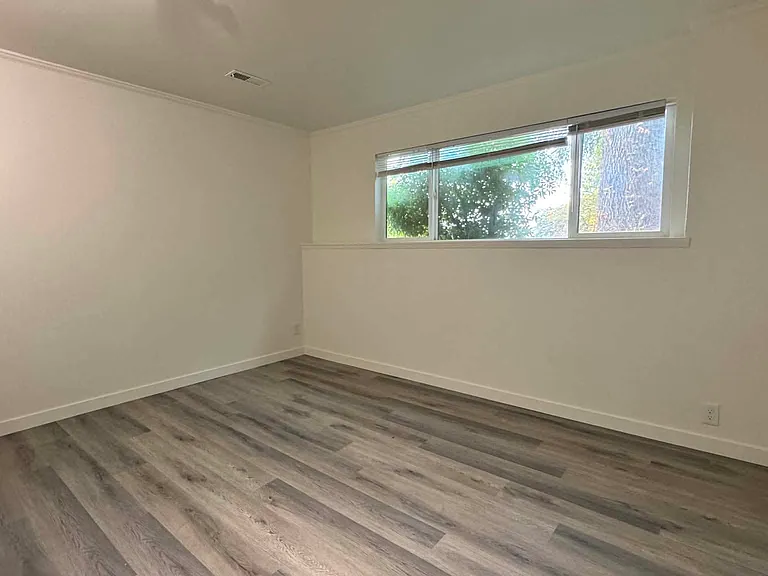 820 Carter Pl — Photo 13