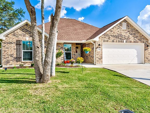 3rd image of 2115 Willowglen Dr