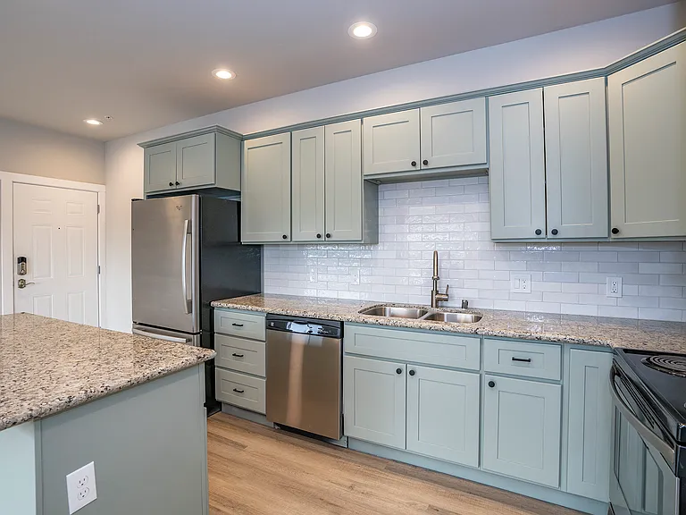 630 N Trafton St — Photo 22