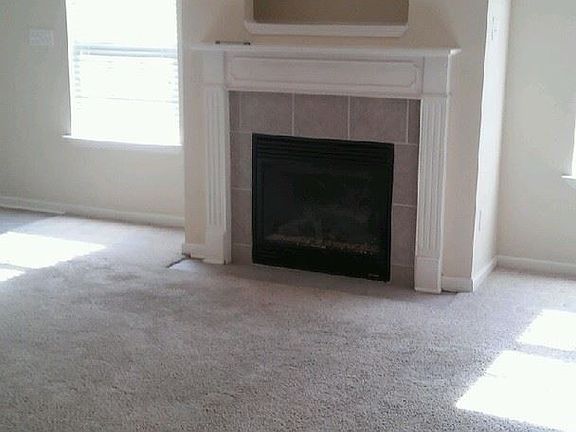 3rd image of 7297 Green Ash Dr