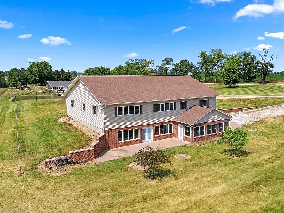 16109 Fiberoptic Rd, Lewistown, IL 61542 | Zillow