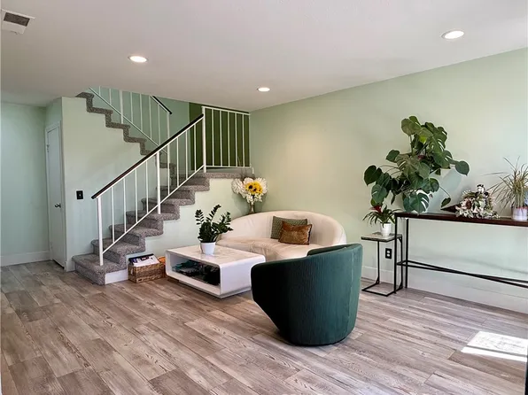 17815 Beard Ln, Huntington Beach, CA 92647