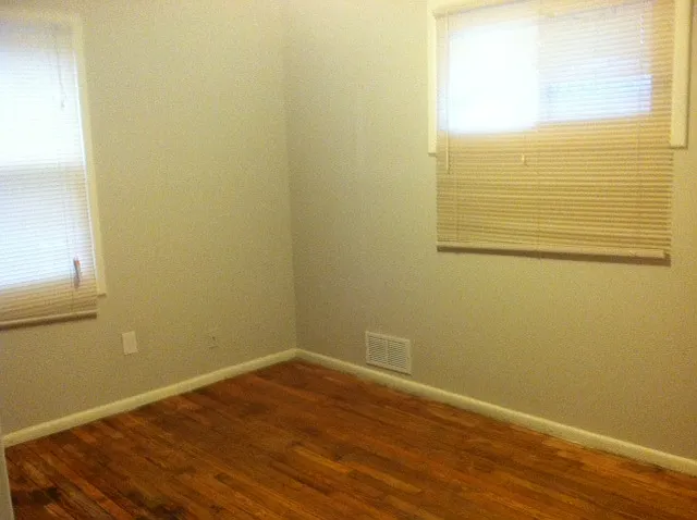 517 Calvin Ln — Photo 7