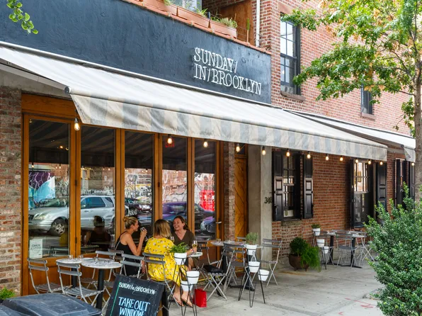 360 Wythe Avenue image 8 of 9