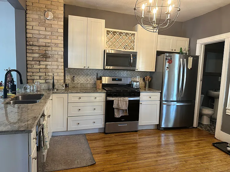 2601 Emerson Ave S #2601 — Photo 6