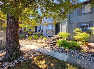168 Escallonia Dr, Novato, CA 94945