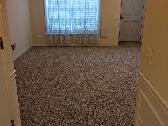 Basement recreation room