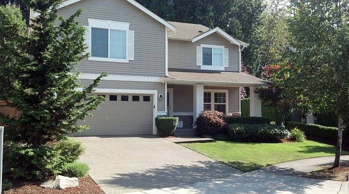 2nd image of 19960 Ravenwood Rd SE