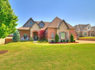 8208 Ridge Creek Rd, Edmond, OK 73034