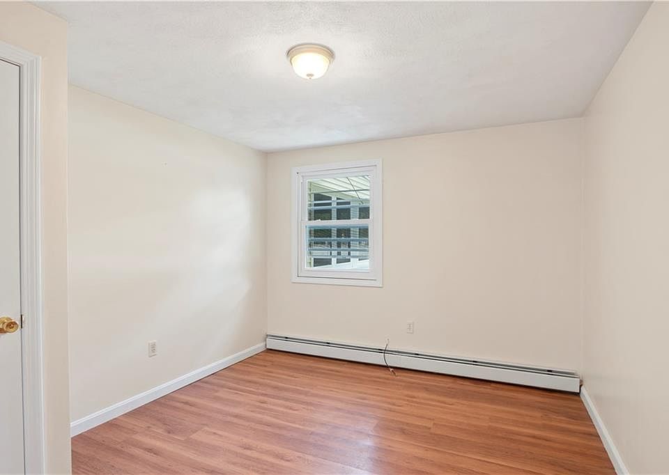 335 Natick Ave, Warwick, RI 02886 Zillow