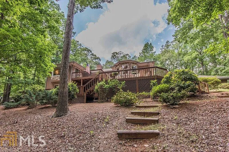 106 Oak Ridge Ln photo 1