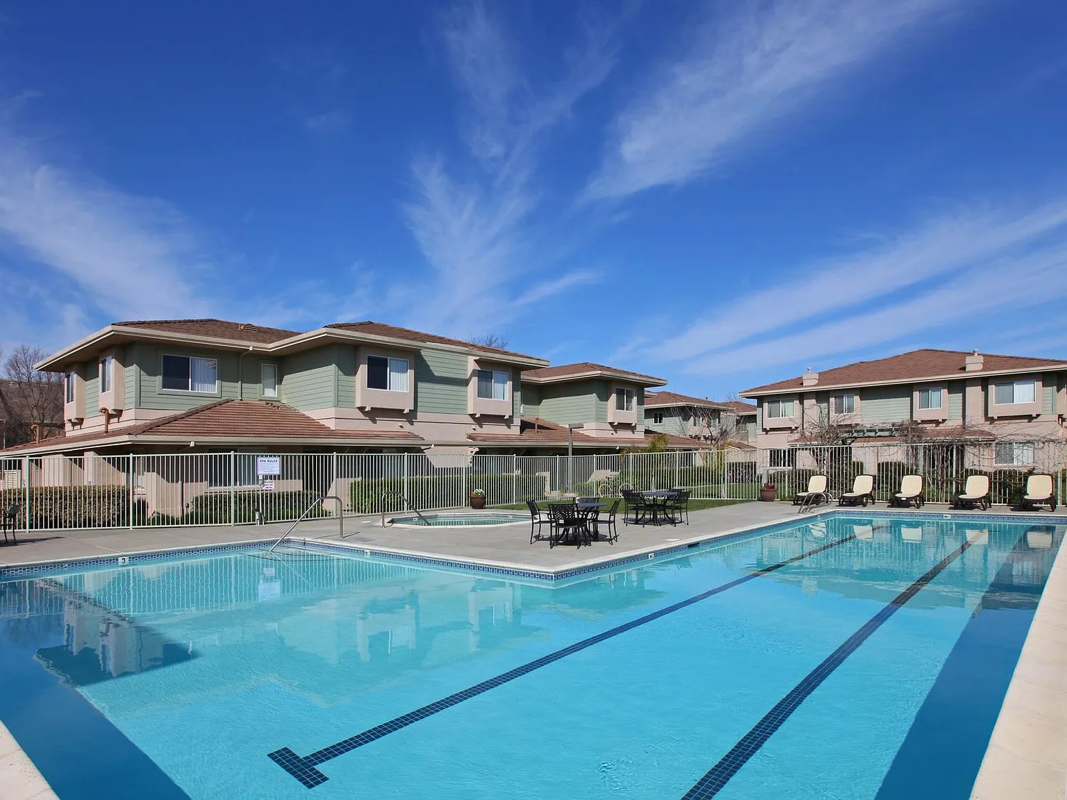 Saratoga West Apartments — Photo 1