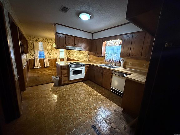 5th image of 1406 Ridgway Rd