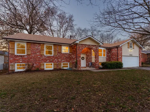 5055 S Walnut Hill Road, Springfield, MO 65810