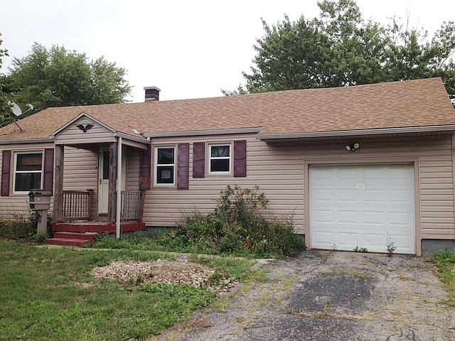 1st image of 356 Lee Ln