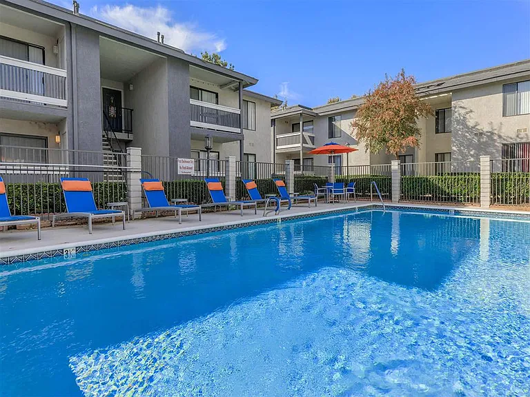 Carmel Apartments — Photo 7