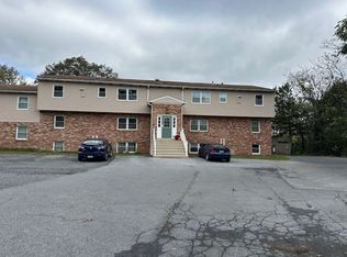 8059 Somerset St APT A, Hummelstown, PA 17036