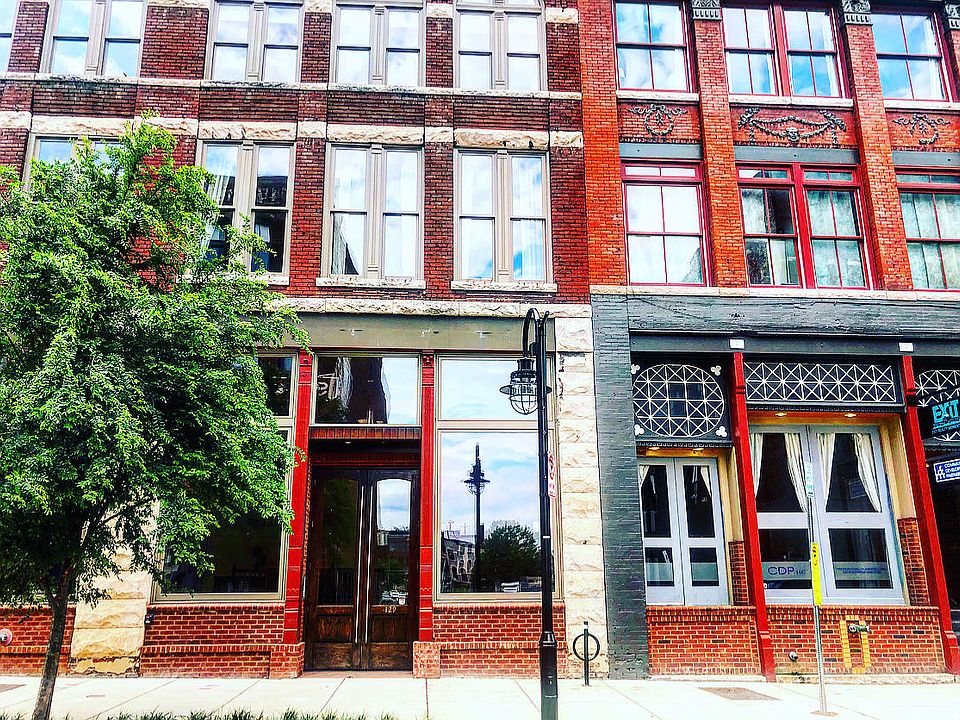 1st image of 129 W Jackson Ave #103