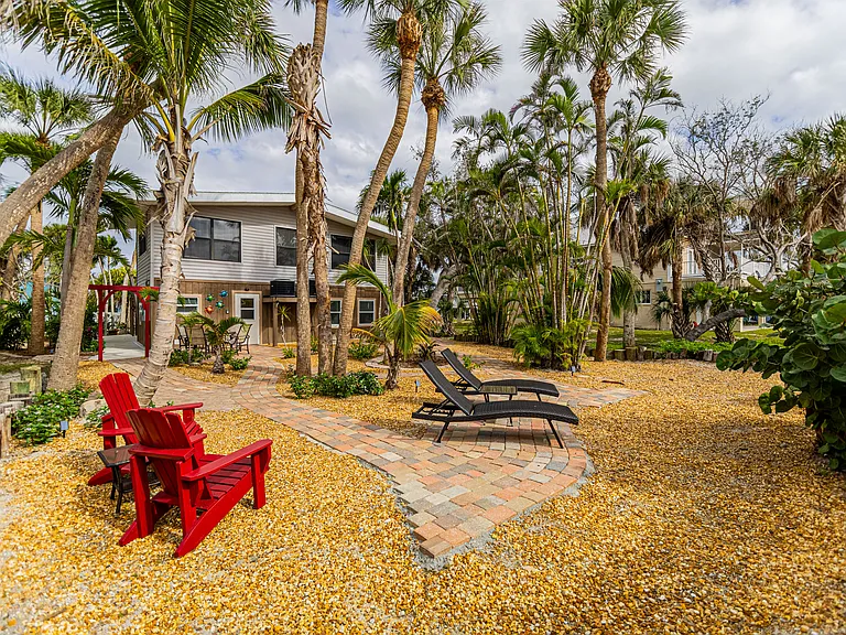 5372 Palmetto St — Photo 14