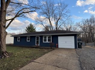 101 W Oak St, Ashmore, IL 61912