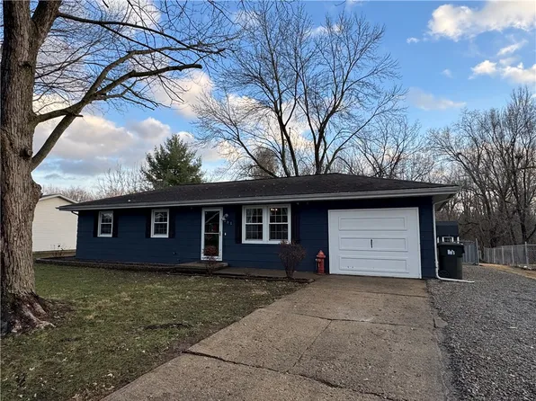 101 W Oak St, Ashmore, IL 61912