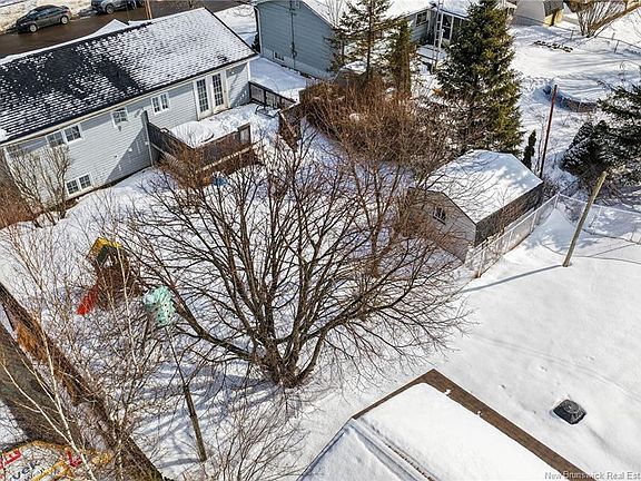 4th image of 229 Callowhill Rd