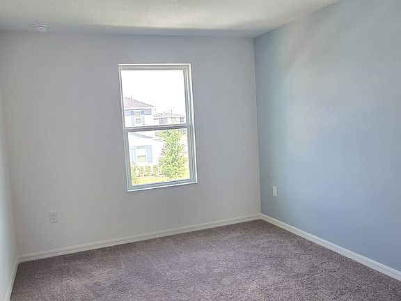 4th image of 748 Overpool Ave