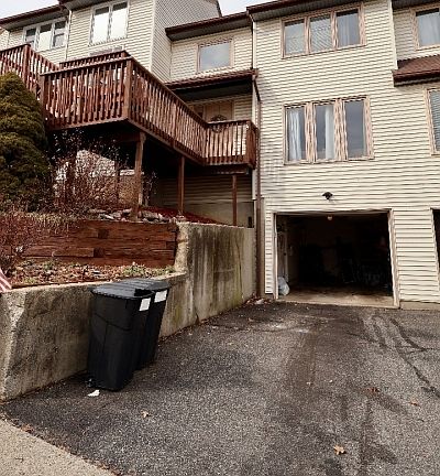 4th image of 4 Sickle St