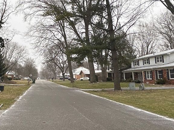 4th image of 53881 Luann Dr