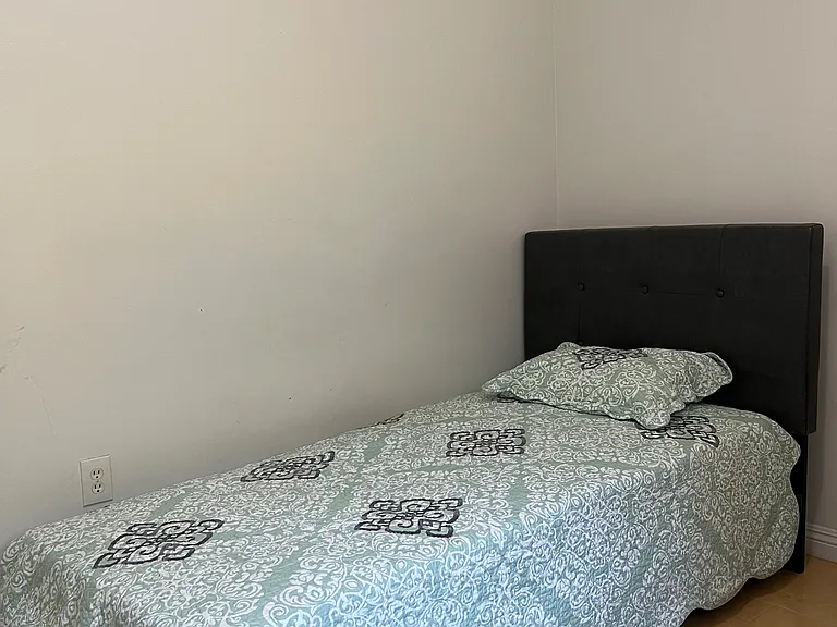 19230 Lydle Creek Pl — Photo 10