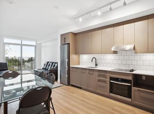 8750 University Cres #711, Burnaby, BC V5A 0C8